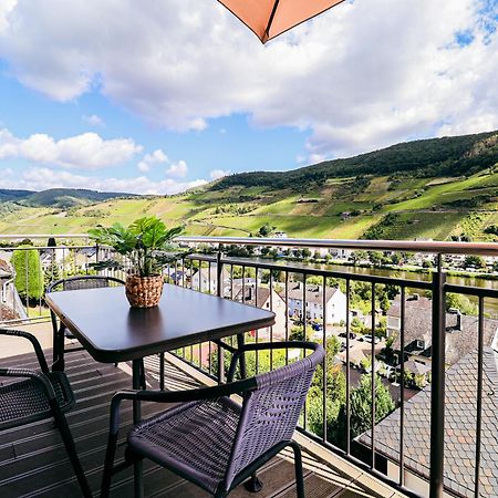 Sky Apartment, Blick Zur Mosel, Grosser Balkon, Kaffeemaschine, Smart Tv Целль-ан-дер-Мозель Экстерьер фото