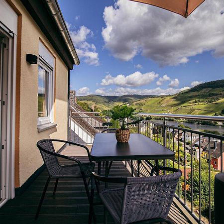 Sky Apartment, Blick Zur Mosel, Grosser Balkon, Kaffeemaschine, Smart Tv Целль-ан-дер-Мозель Экстерьер фото